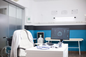 Desktop Pc With Brain And Body Imaging - PAVON | Contabilidade em São Paulo